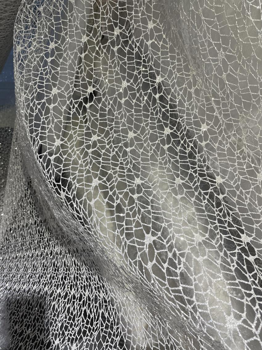 Белый блеск, блестящая нерегул – обзор и цена Crystal Mesh Fabric